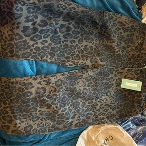 Leopard Print barrel leg Pants (lookalike)